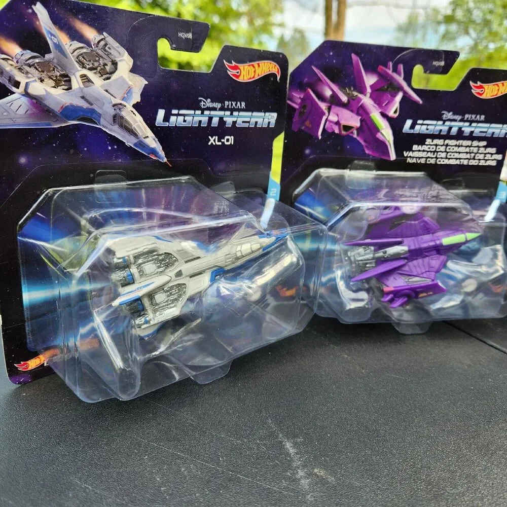 Disney Pixar Hot Wheels Lightyear Diecast XL-15 Fighter, XL-01, Zurg Fighter (3)